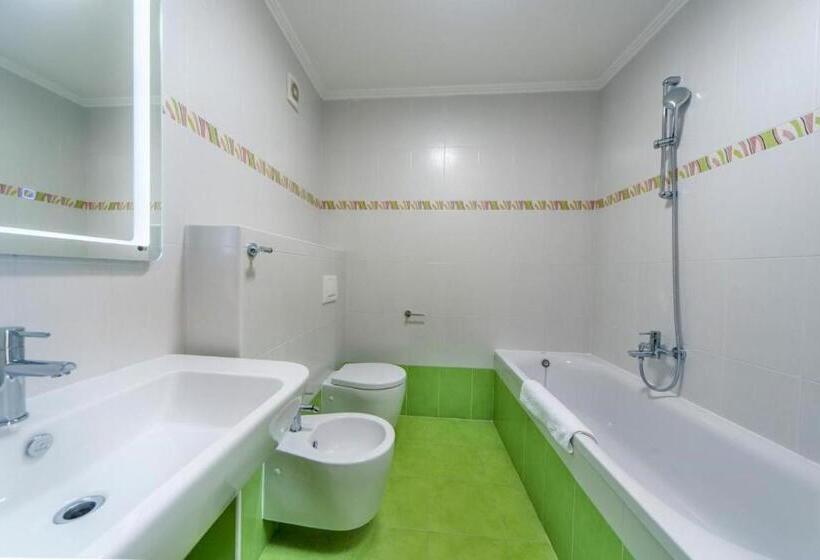 스탠다드 스튜디오 정원 전망, Garden Palace Resort