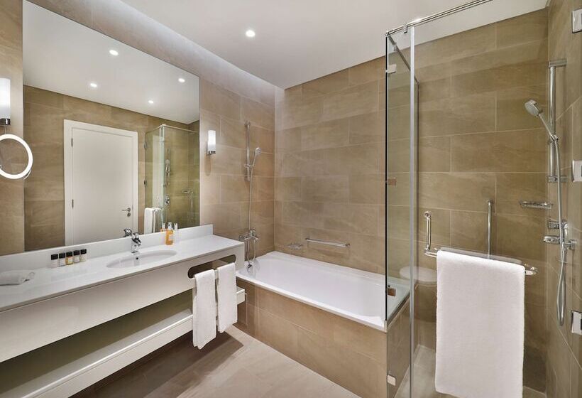 3 Bedroom Suite, Aleph Doha Residences, Curio Collection By Hilton