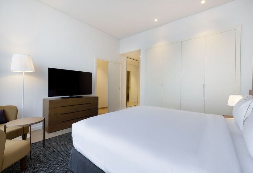 سوئیت 2 خوابه, Aleph Doha Residences, Curio Collection By Hilton