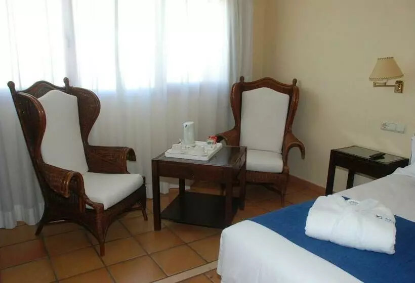 سوییت جونیور, Ibersol Almuñecar Beach & Spa