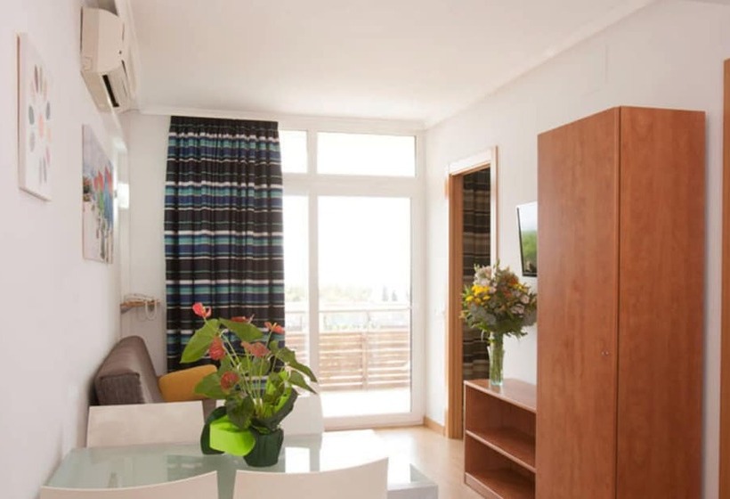 Huoneisto 1 Makuuhuone Allasnäkymä, Aparthotel Comtat Sant Jordi