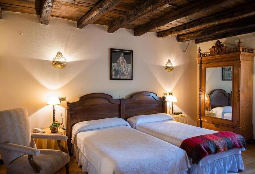 스탠다드 룸, Caserio Iruaritz