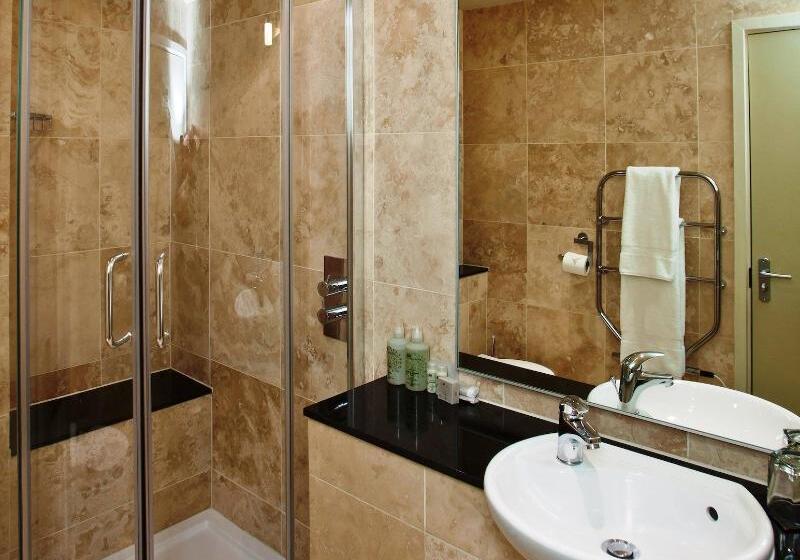 غرفة قياسية فردية, Cobo Bay Hotel