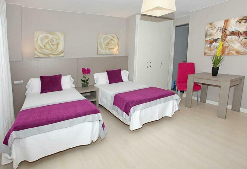 标准工作室, El Faro Marbella