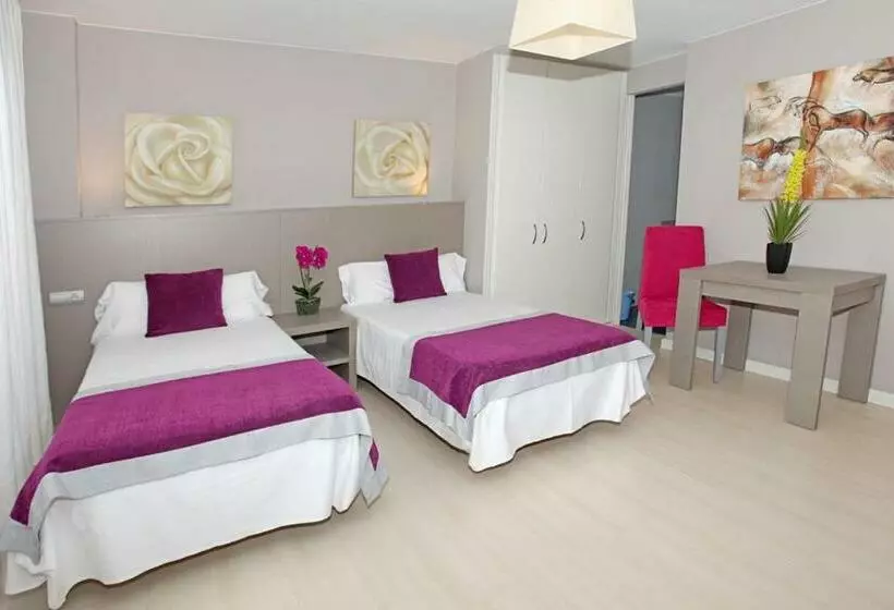 استودیوی استاندارد, El Faro Marbella