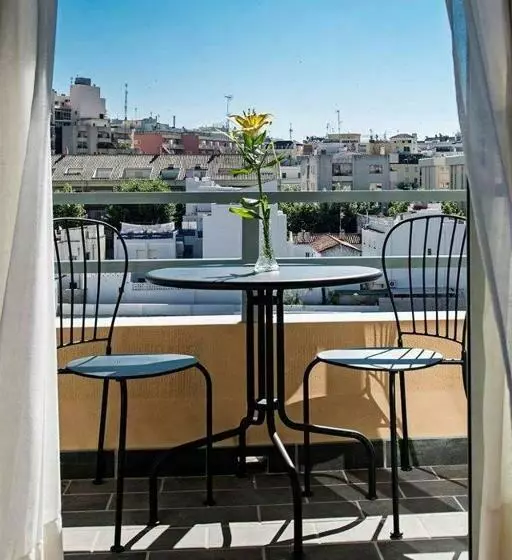 استودیوی سوپریور, El Faro Marbella