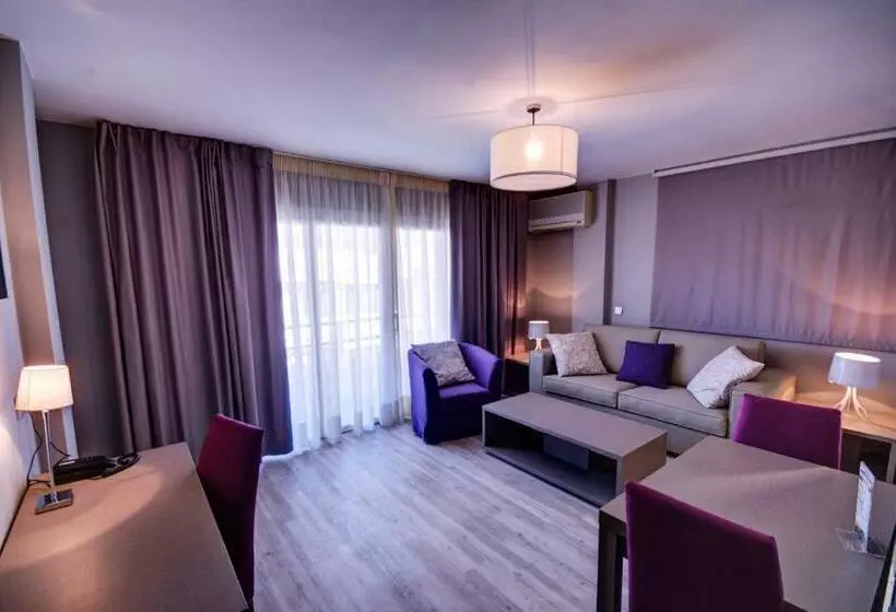 آپارتمان سوپریور 1 خوابه, El Faro Marbella