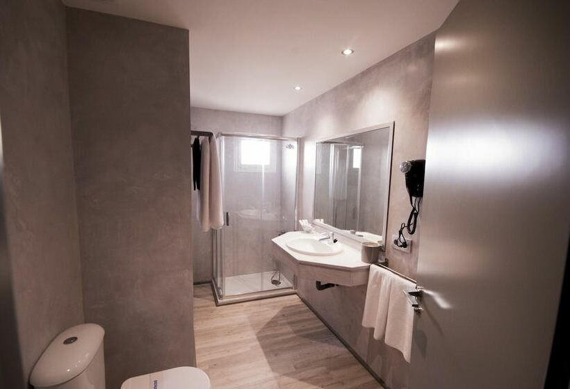 带1个卧室的高级公寓, El Faro Marbella