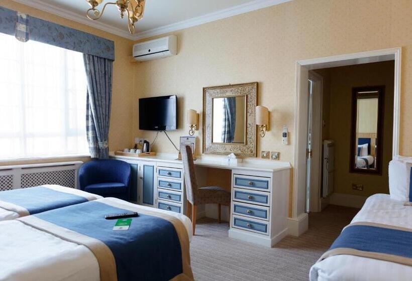 Номер Стандарт Трехместный, Best Western Abbots Barton