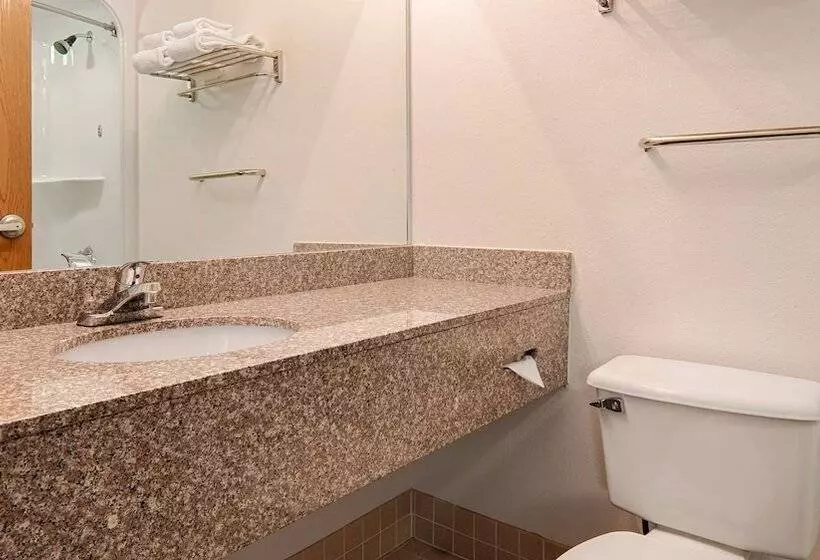 اتاق استاندارد, Best Western Garden Inn