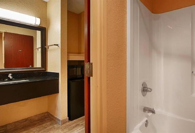 غرفة قياسية رباعية, Best Western Gardendale