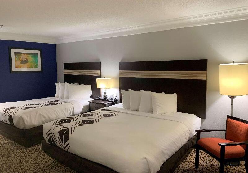 Номер Стандарт, Best Western Slidell