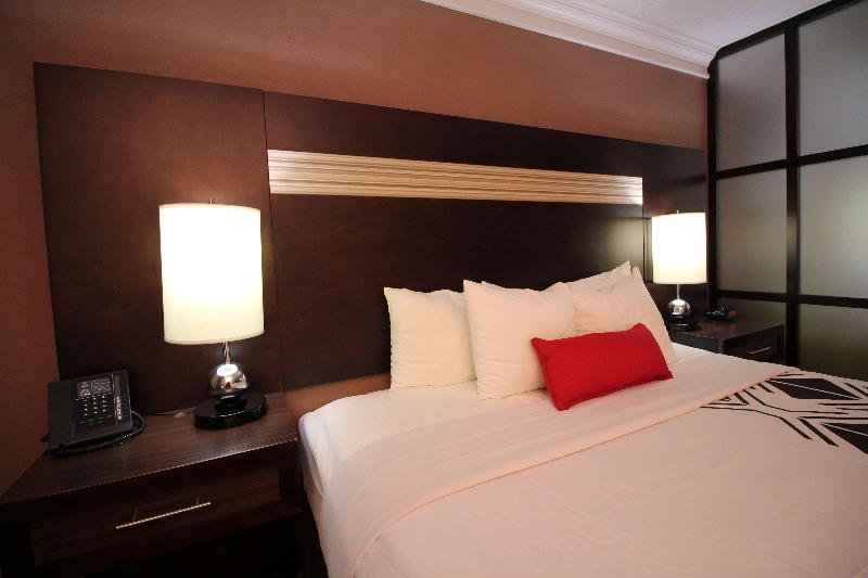 إستوديو قياسى سرير كينج, Best Western Slidell