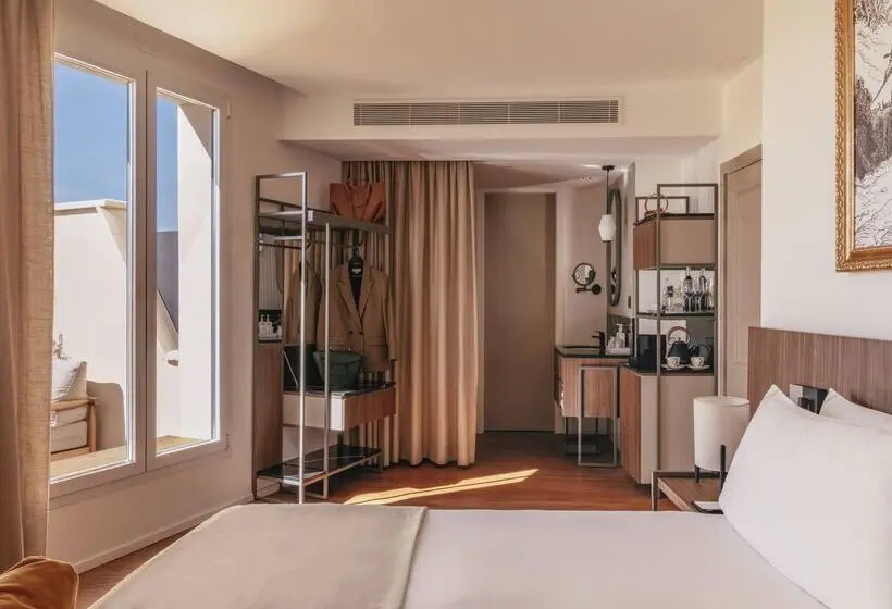 سوئیت جونیور با تراس, Casa De Las Artes, Member Of Meliá Collection