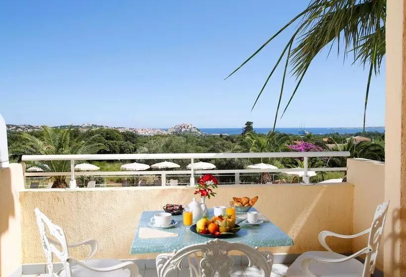 اتاق لوکس با چشم‌انداز, Corsica & Spa