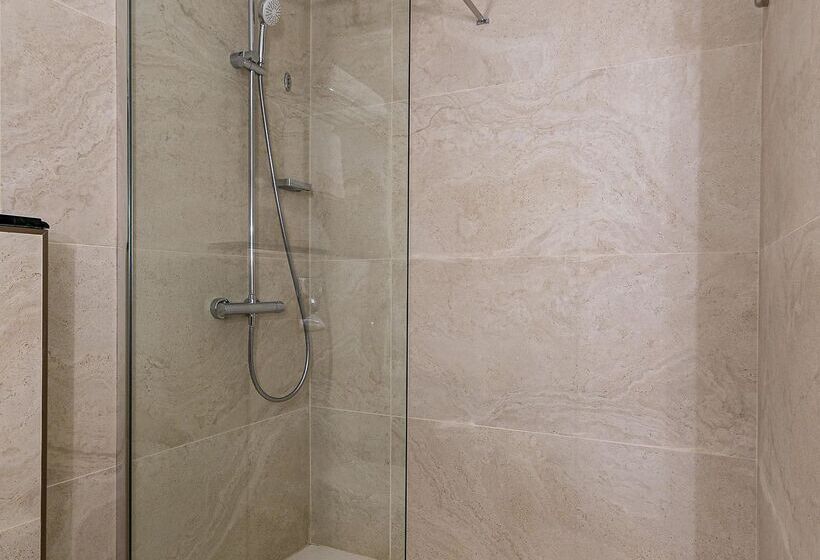 اتاق لوکس با چشمانداز دریا, Corsica & Spa