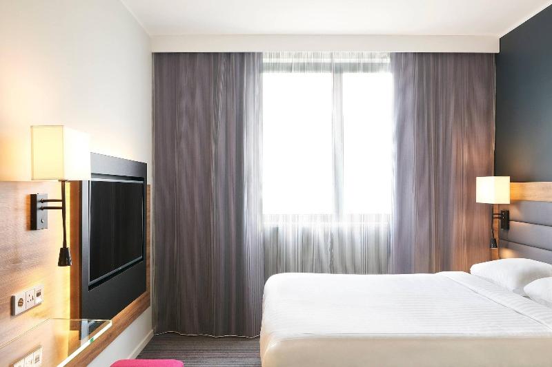 غرفة قياسية لذوى الاحتياجات الخاصة, Holiday Inn Express Lichfield, An Ihg