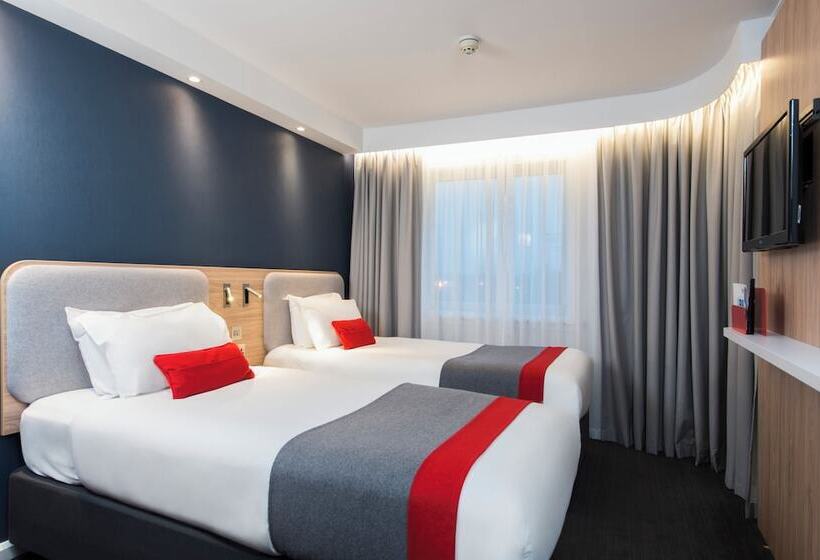 Номер Стандарт, Holiday Inn Express London Hammersmith, An Ihg