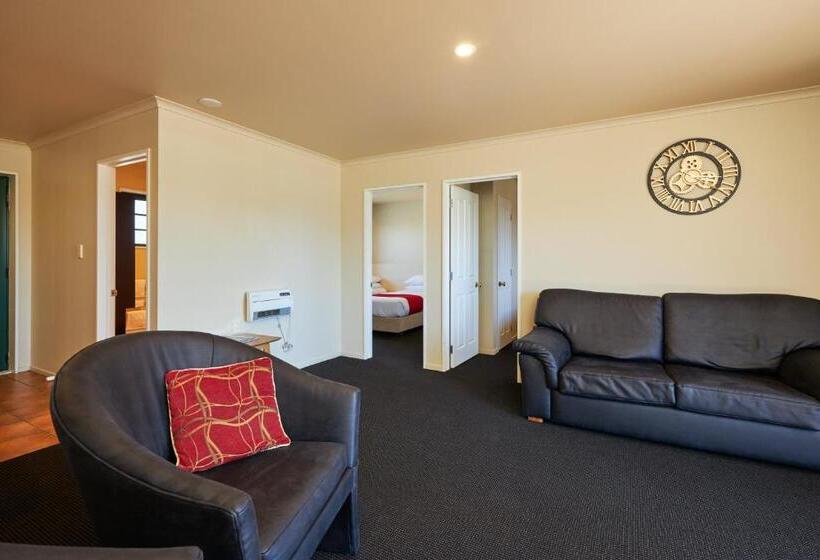 Люкс Deluxe 2 Спальни, Lobster Inn Motel