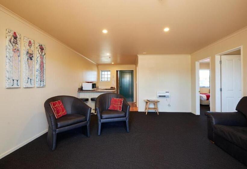 Люкс Deluxe 2 Спальни, Lobster Inn Motel