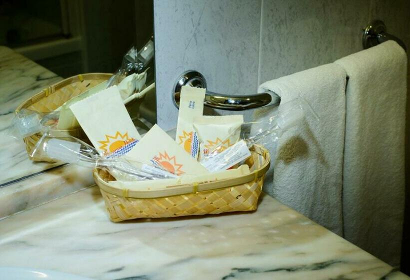 스탠다드 트리플 룸, Monarque Fuengirola Park