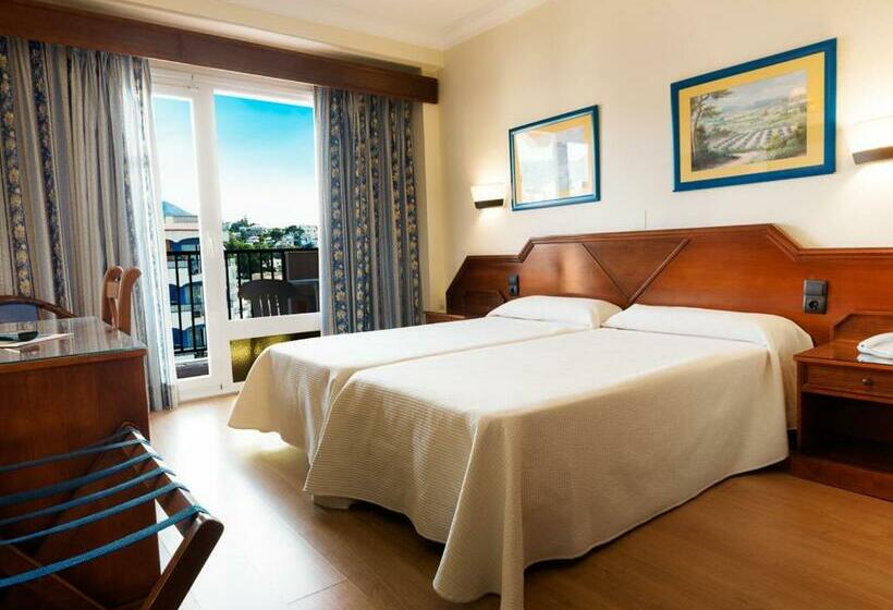 스탠다드 트리플 룸, Monarque Fuengirola Park