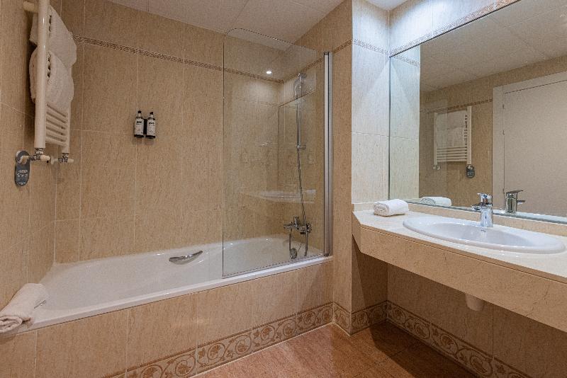 Номер Economy, Ponient Piramide Salou