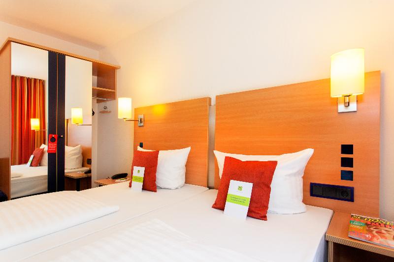 标准间, Plaza Frankfurt