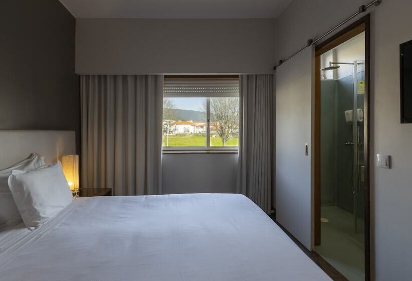 اتاق استاندارد, Rali Viana