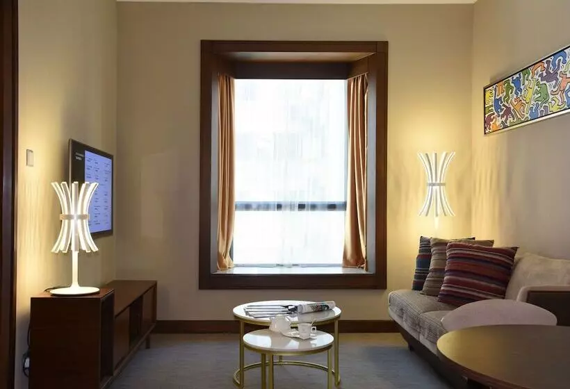 エクゼクティブスイート, Rosedale Hotel Hong Kong