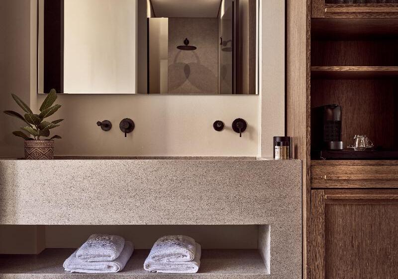 اتاق لوکس, Rosedale Hotel Hong Kong