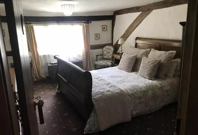 キングサイズベッドのスーペリアルーム, The Chequers Inn