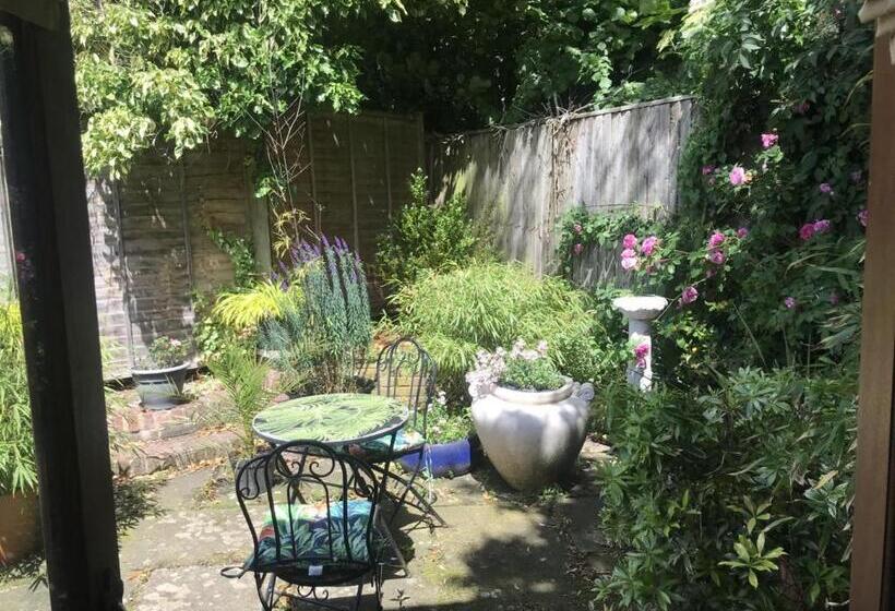 Номер Superior Вид на Сад, The Chequers Inn