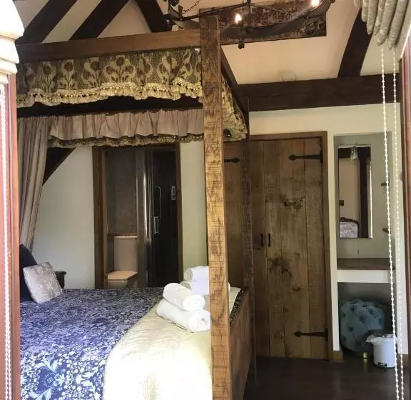 ガーデンビュースーペリアールーム, The Chequers Inn