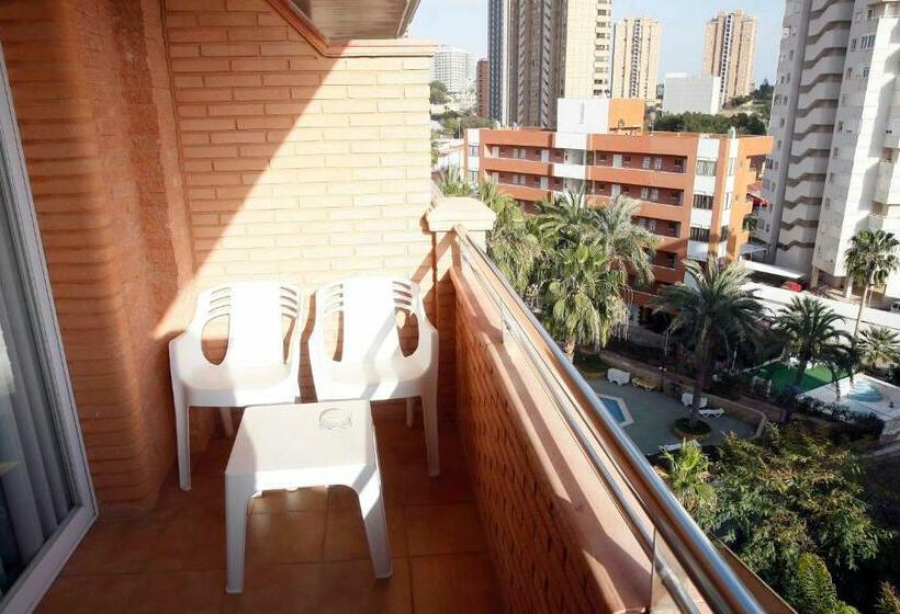 غرفة قياسية فردية, Tropic