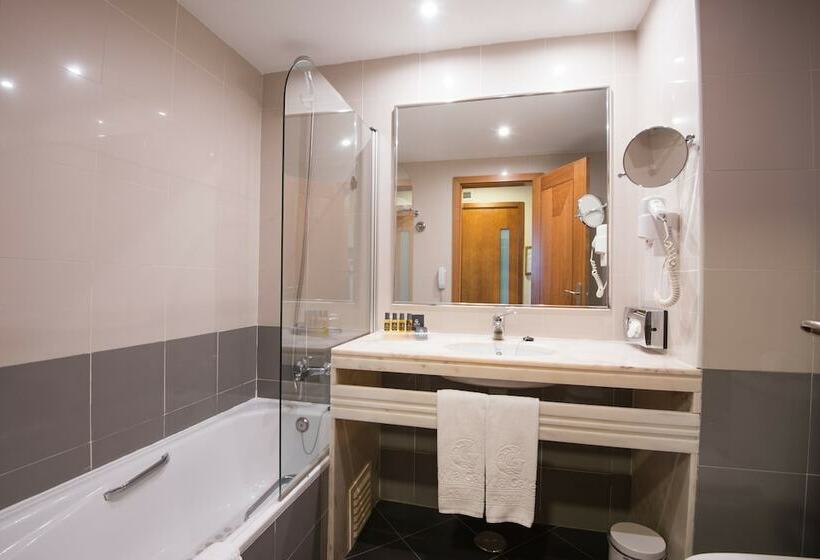 اتاق استاندارد, Vila Gale Opera