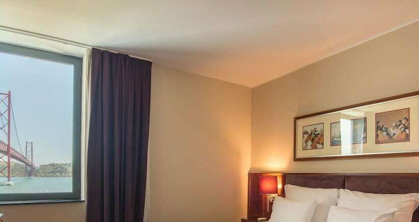 سوییت جونیور, Vila Gale Opera