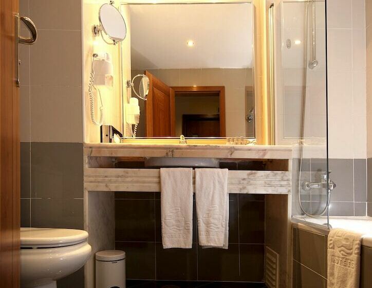 سوییت جونیور, Vila Gale Opera