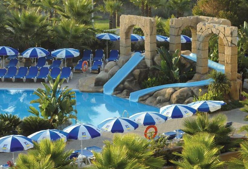 스탠다드 트리플 룸, Playacanela