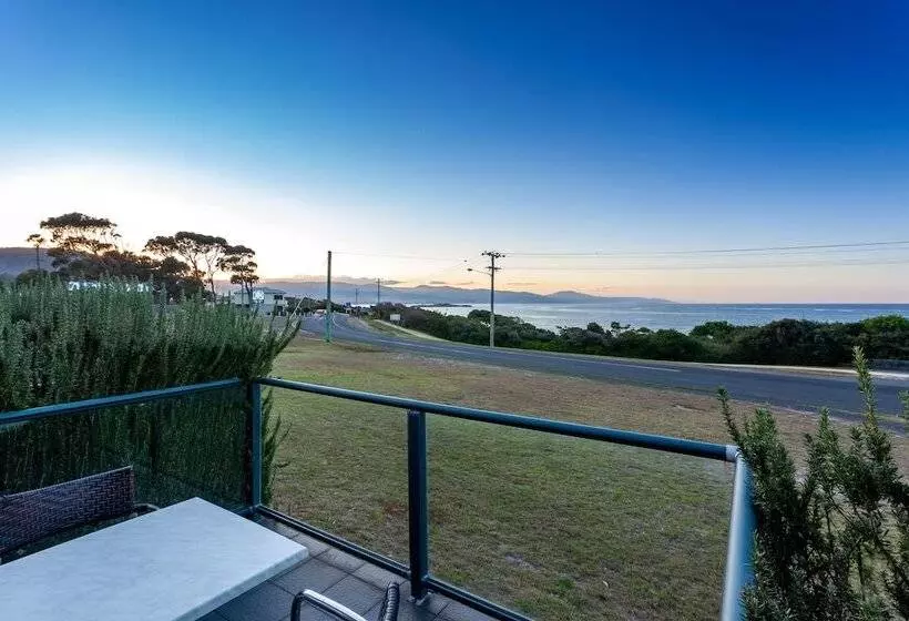 Suite Familiar, Beachfront Bicheno