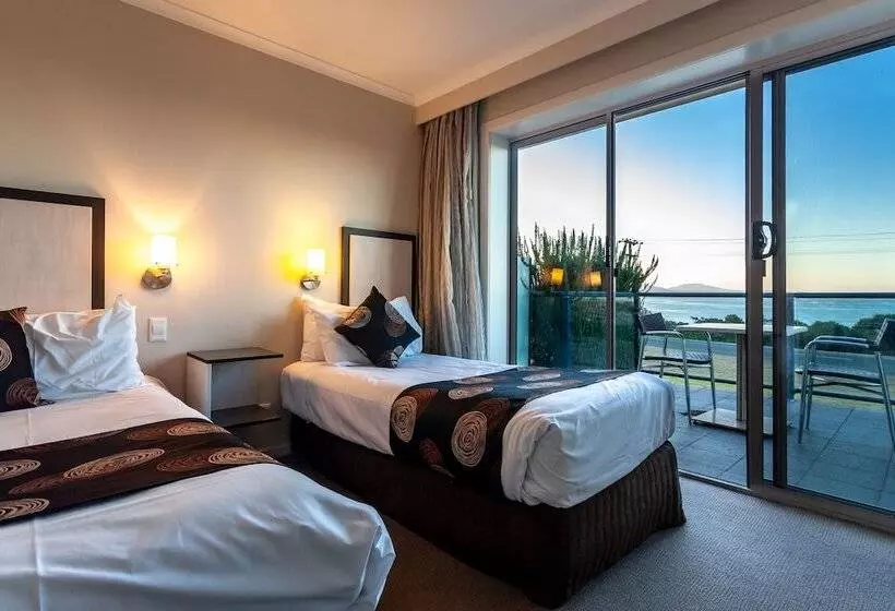 Suite Familiar, Beachfront Bicheno