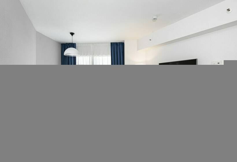 带海景的标准工作室, Sol Puerto Marina