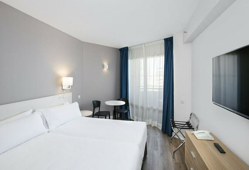 带海景的标准工作室, Sol Puerto Marina