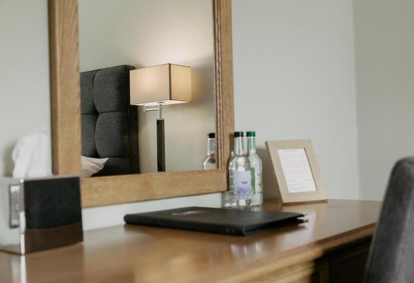 חדר סטנדרט, St. Davids Cross