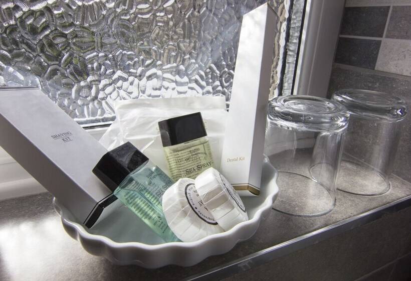 חדר סטנדרט, St. Davids Cross