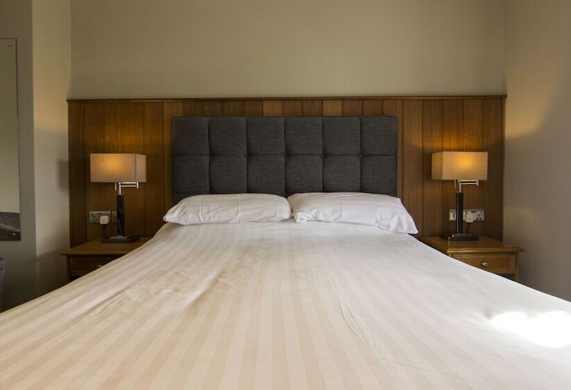 חדר קומפורט, St. Davids Cross