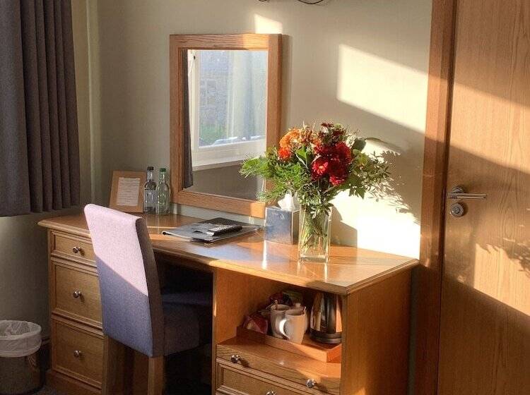 חדר סטנדרט, St. Davids Cross