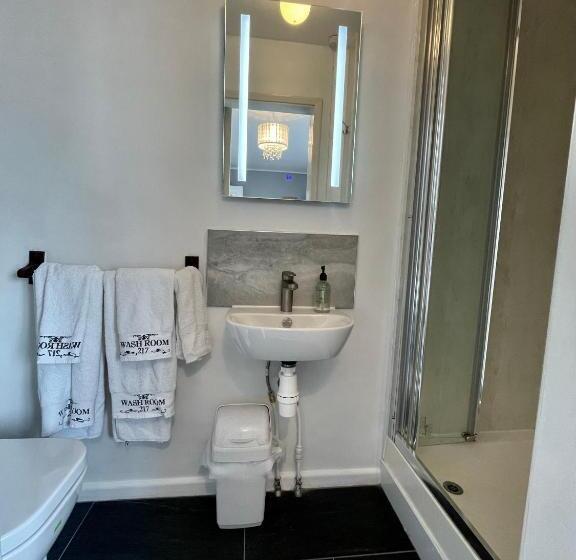 이코노미 룸, Wight Orchid Island