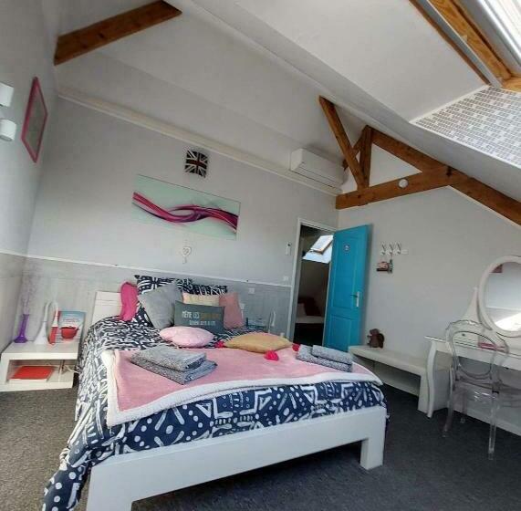 Семейный Номер, Le Relais De L Aube