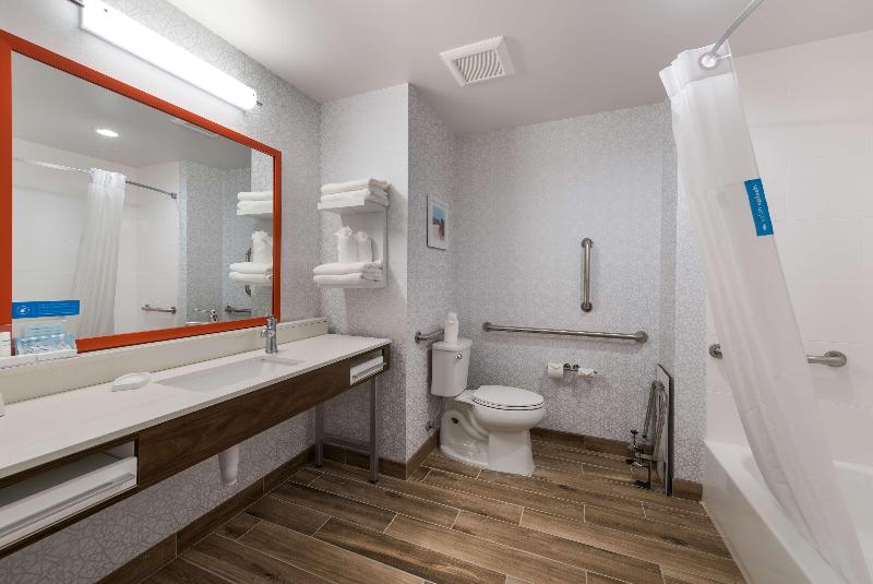 Номер Стандарт Адаптированный для Инвалидов, Hampton Inn Niles